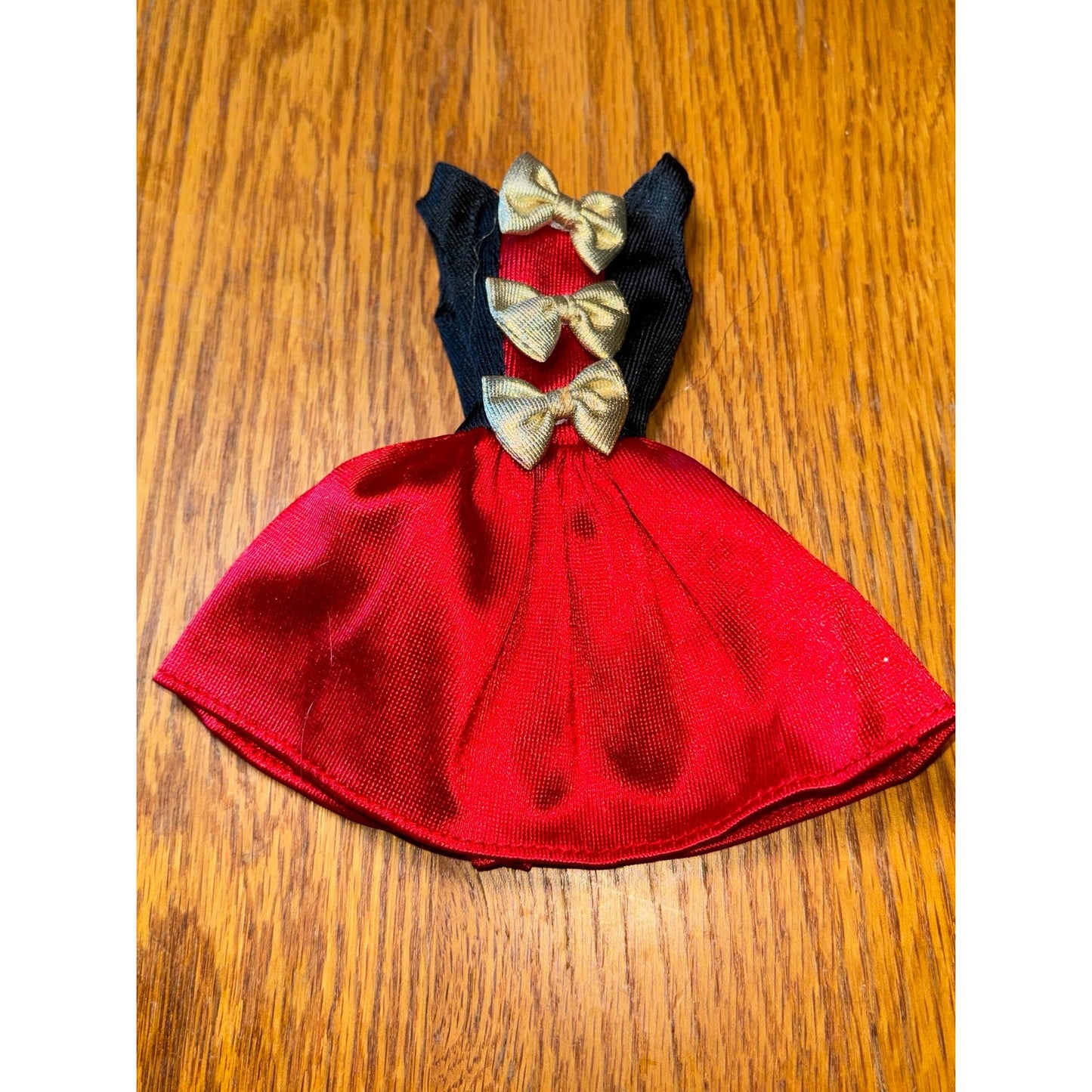 Barbie Christmas Dress Genuine Mattel Red Black Gold Party Dress With Gold Bows