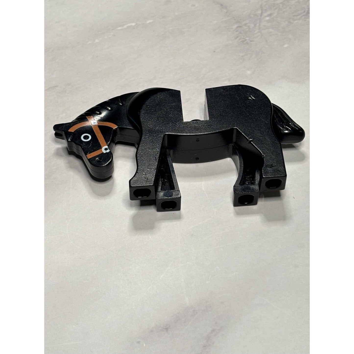 LEGO 4493c01pb02 Black Horse With White Eyes Outlines & Brown Bridle Pattern