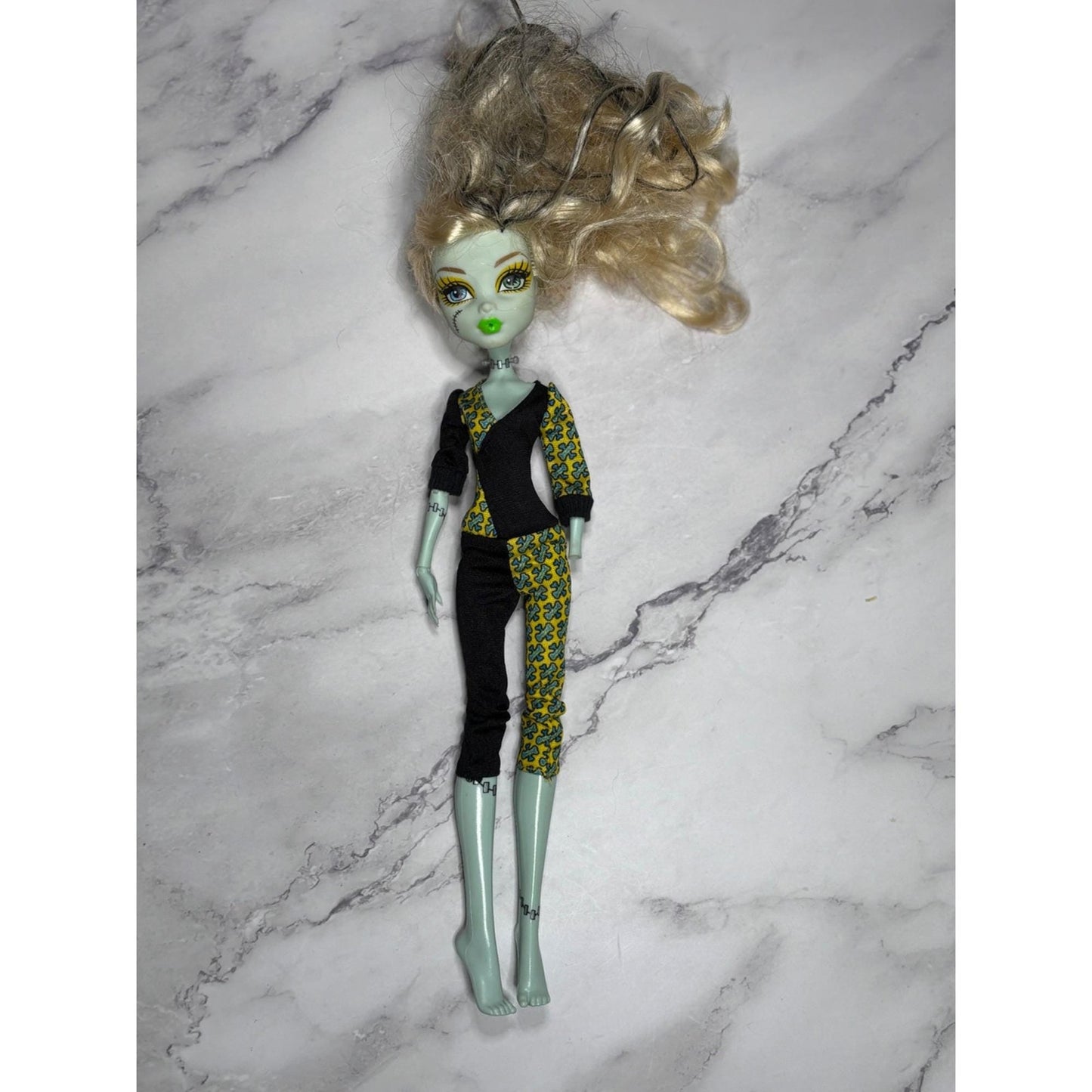 Monster High Doll Frankie Stein Freaky Fusion 2008 11" Mattel Doll Ghouls MH7