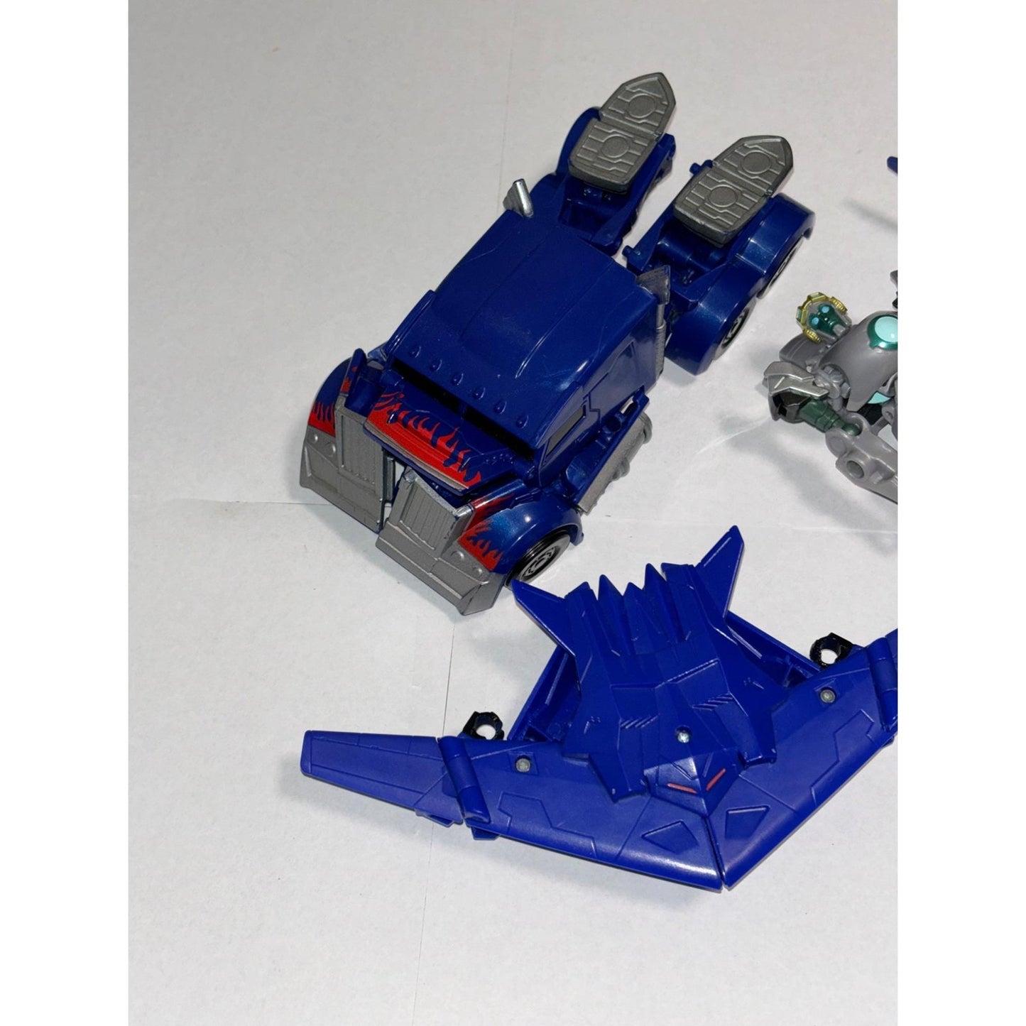 Lot of 4 Transformers All Spark and Earth Spark Figures