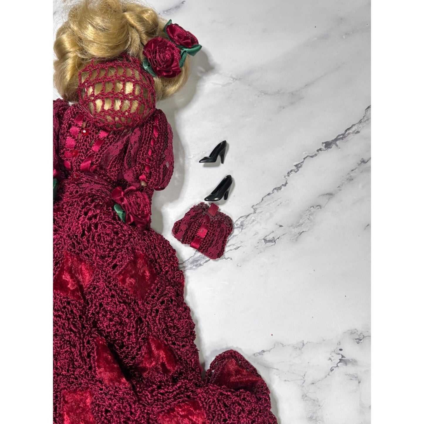 Red Dress Blonde Hair Barbie Doll Shoes Purse Hat Flowers Crochet metal