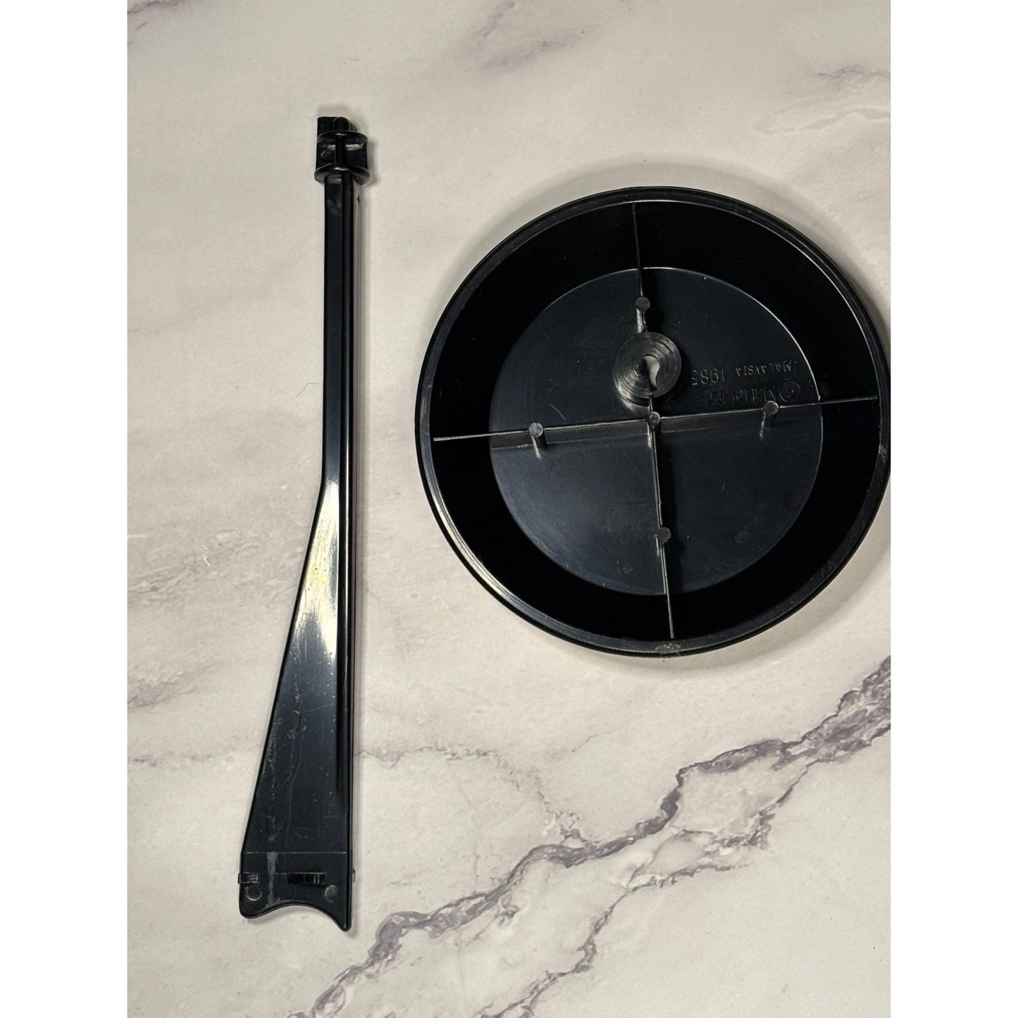 Royal Splendor Barbie Presidential Porcelain Collection #10950 1993 stand only