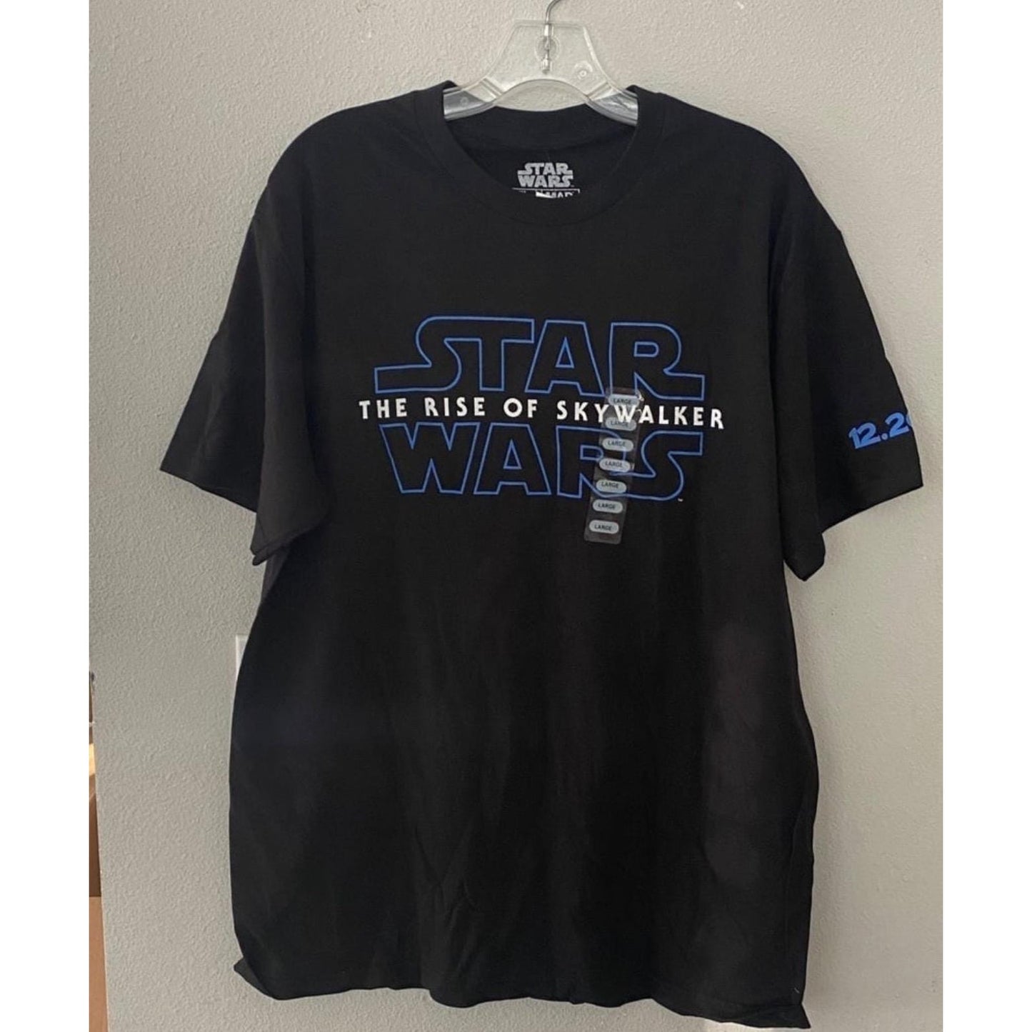 New Star Wars Rise of Skywalker shirt medium