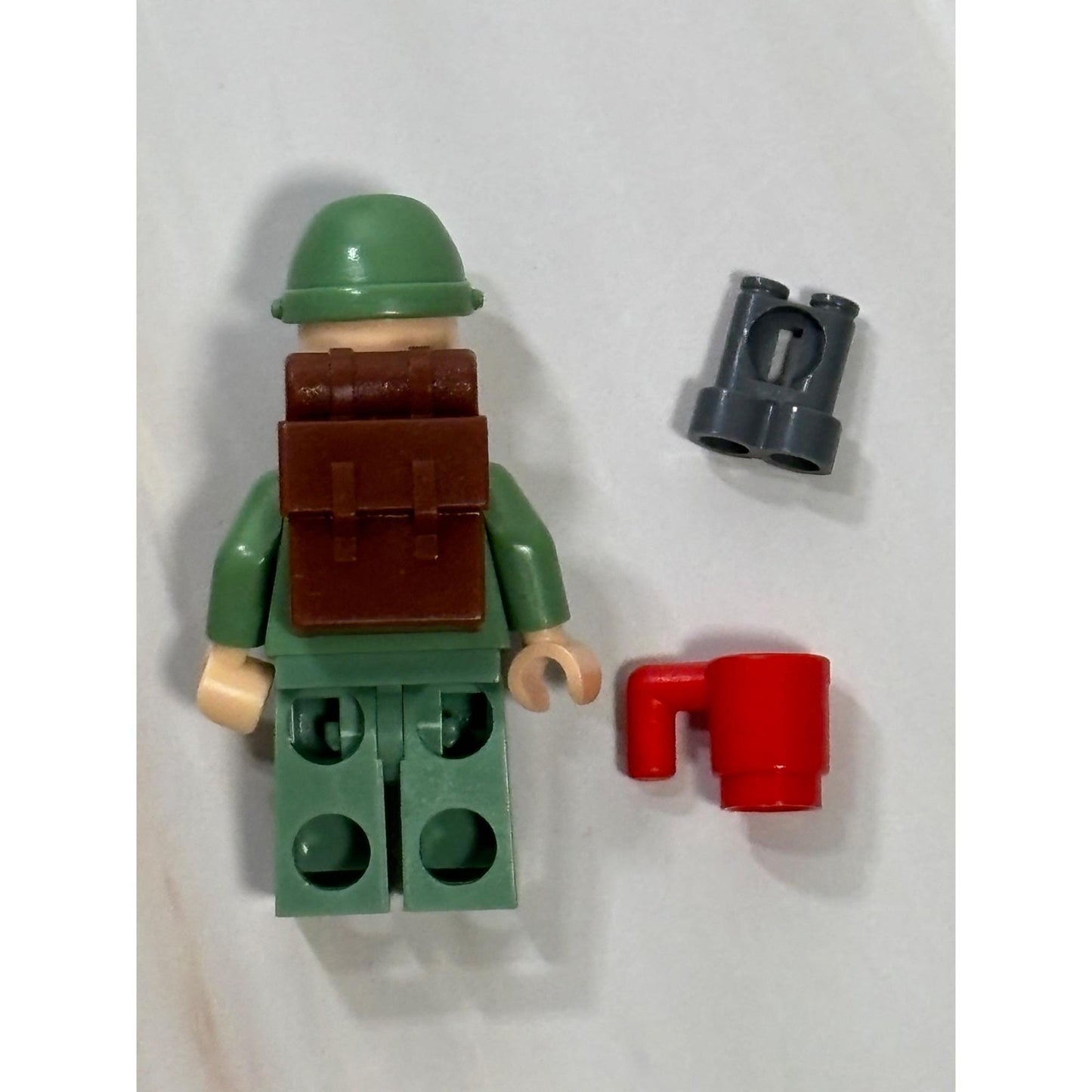 LEGO Indiana Jones Russian Guard 3 Minifigure - iaj021 - Set 7625