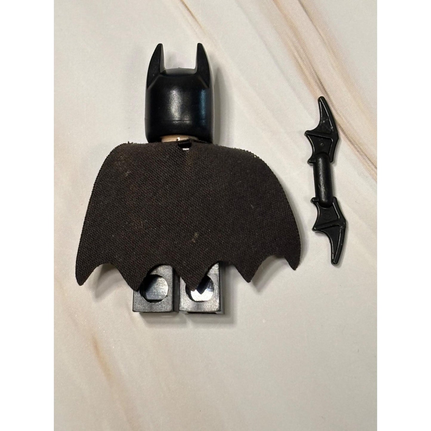 LEGO Super Heroes Batman II Minifigure (Type 1 Cowl) sh016 sh0016 Set 6863, 6864