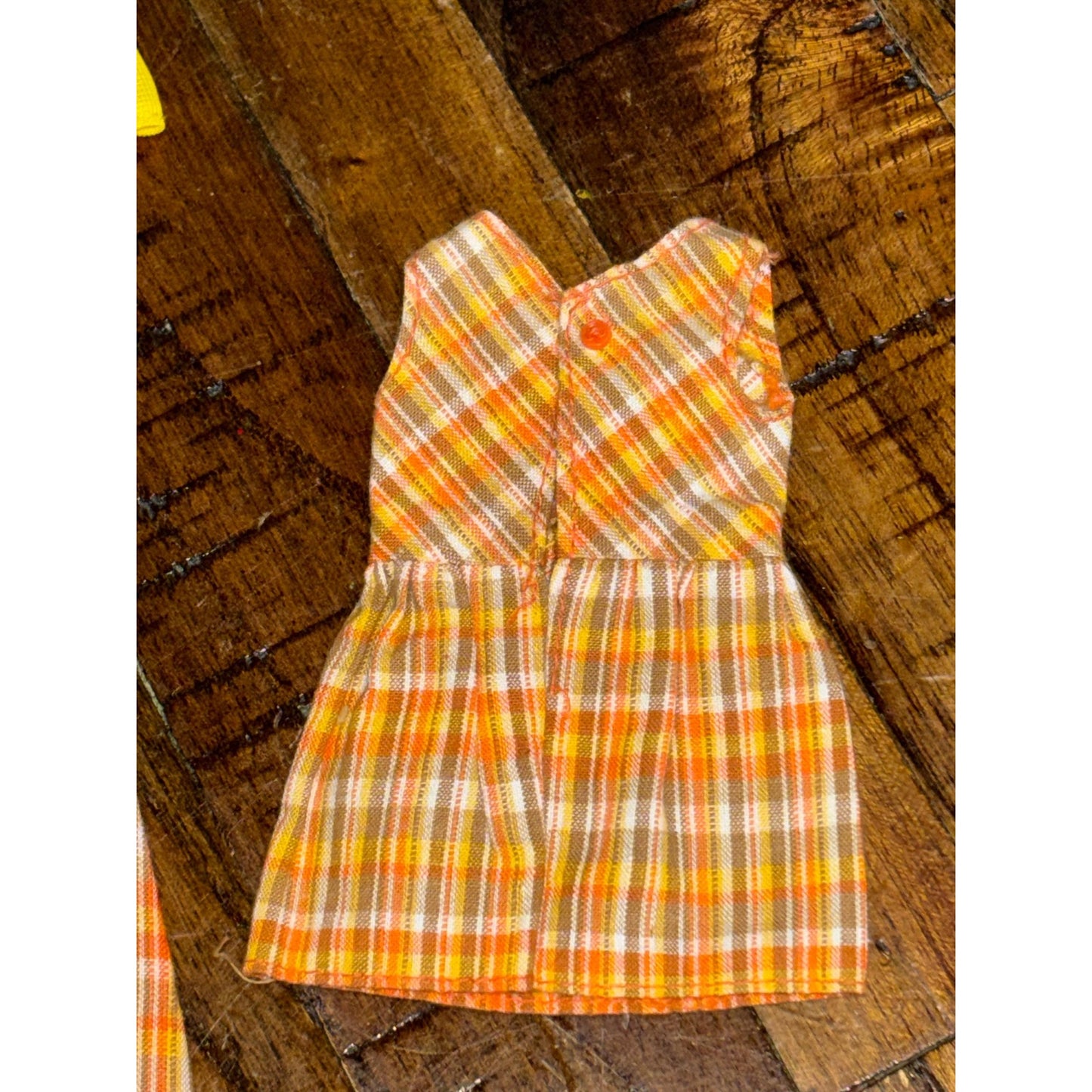 Vintage Barbie: 1975 GROWING UP SKIPPER Outfit #9024 Skipper Fashion Arithmetic