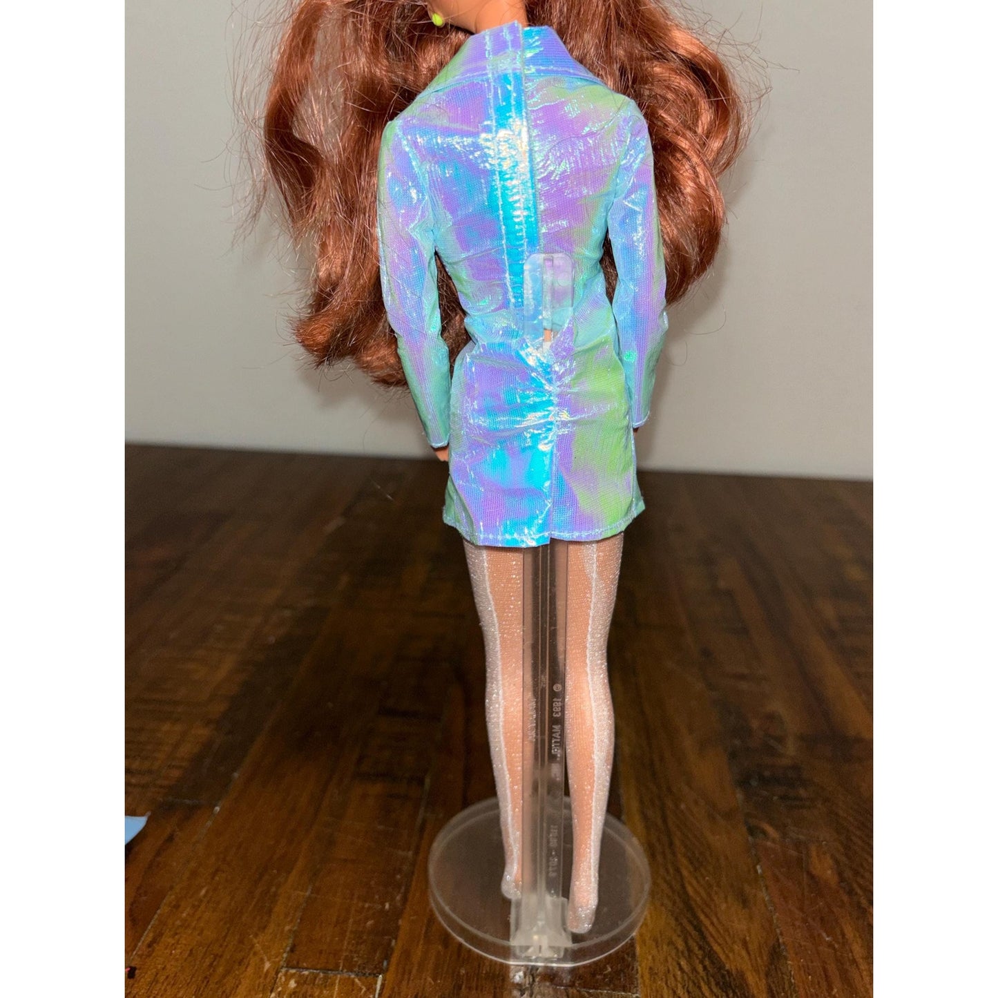 Used VTG 1998 Barbie W/ Fashion Avenue Boutique Iridescent Blue #18126