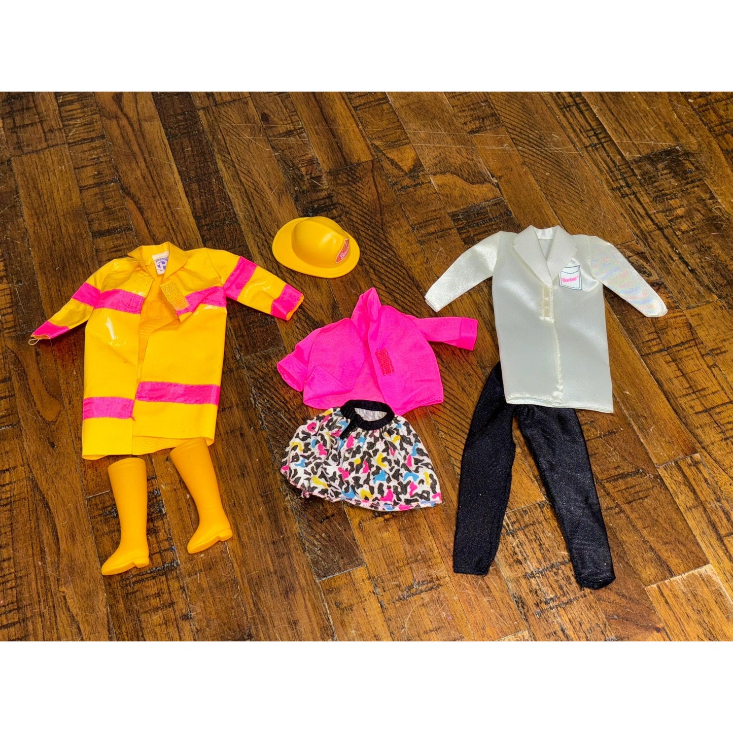 Caring Careers Barbie Fashion Gift Set 1993 Mattel 10773