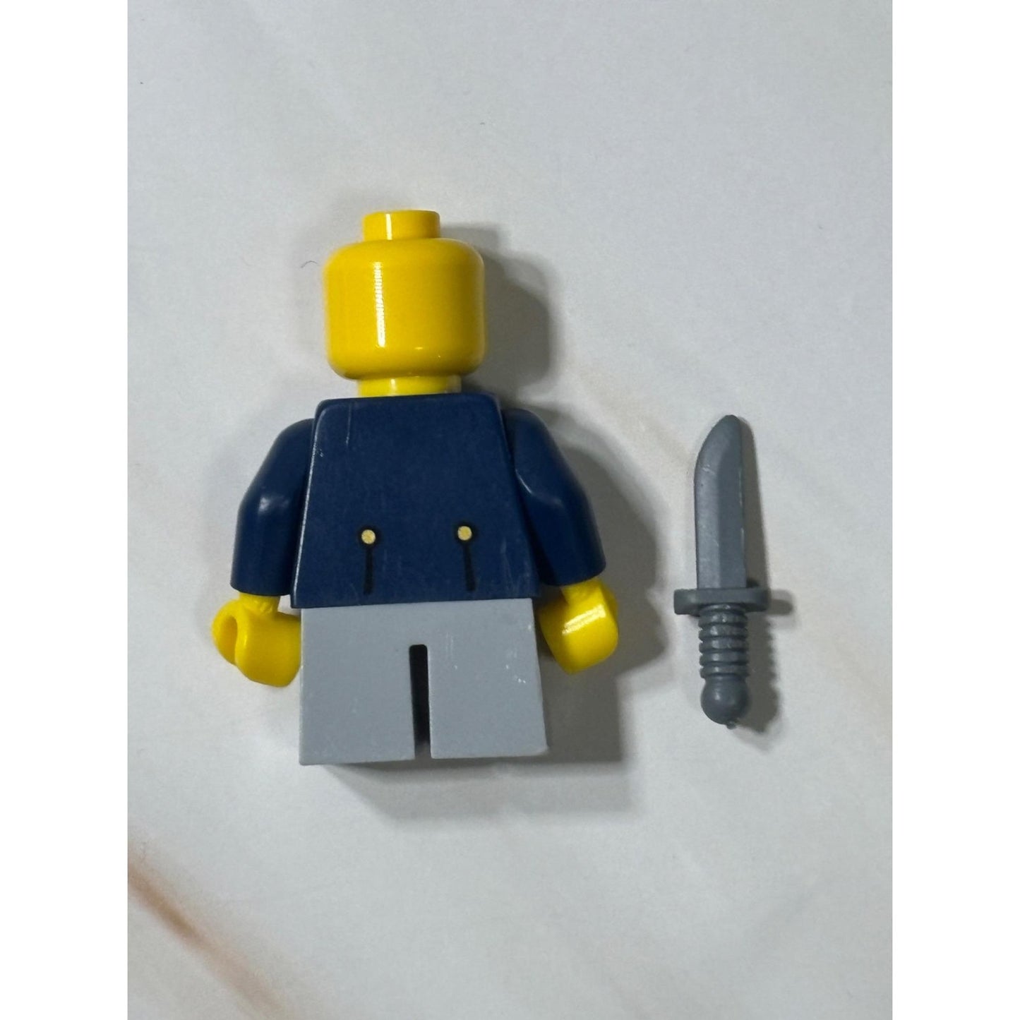 LEGO Castle Minifigure cas476a Red Sash Short Gray Legs from 9349 minifig