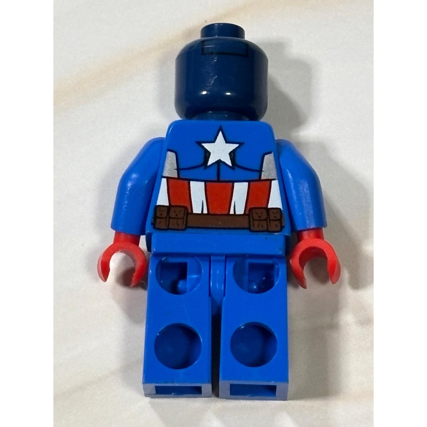 Lego Marvel Super Heroes Mini Figure Captain America SH0106 body sh0014 Head