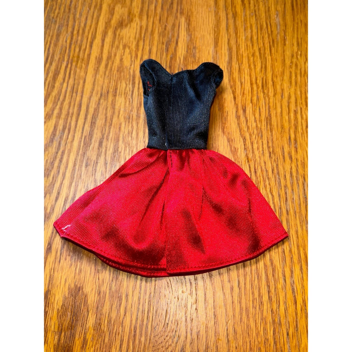 Barbie Christmas Dress Genuine Mattel Red Black Gold Party Dress With Gold Bows