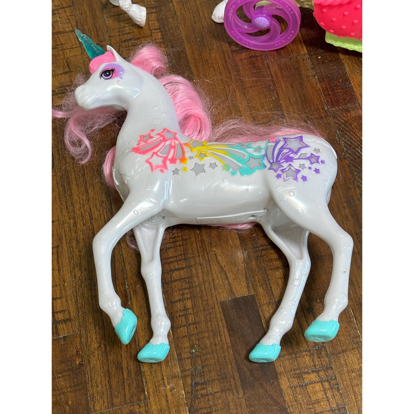 Barbie Dreamtopia Sweetville Kingdom Carriage Pink Cart Buggy and Brush and Sparkle