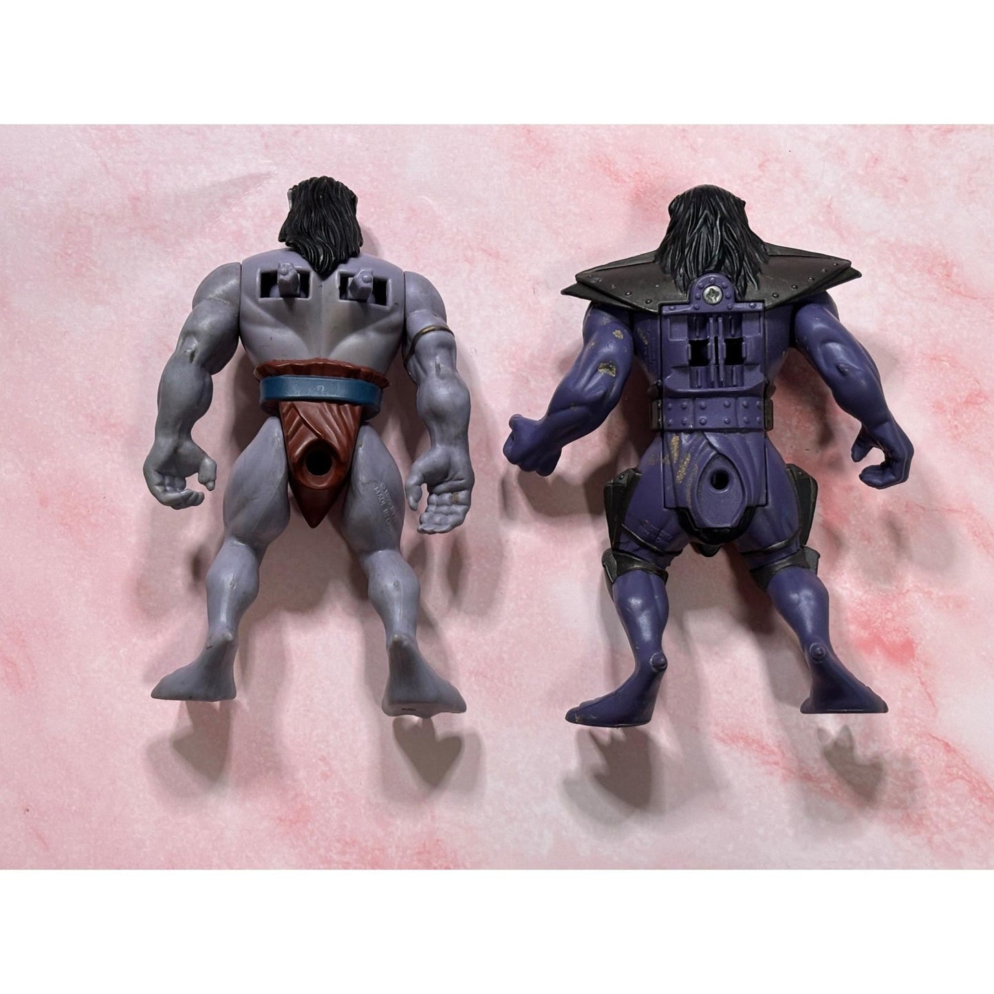 Lot of 2 1995 BVTV Goliath Gargoyles 5.5" Action Figures