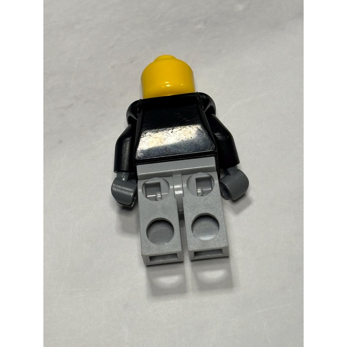 Lego Minifigure Squire w. Breastplate (CAS309) From Knights Kingdom I Set 10176