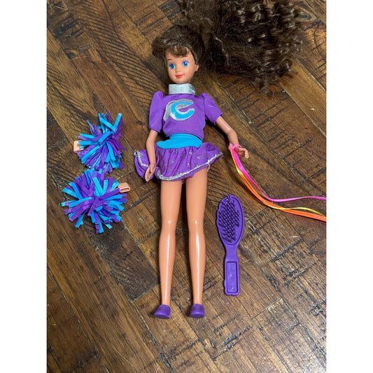 Cheerleading Courtney Best Friend of Skipper Doll #3933 1992 Mattel Barbie
