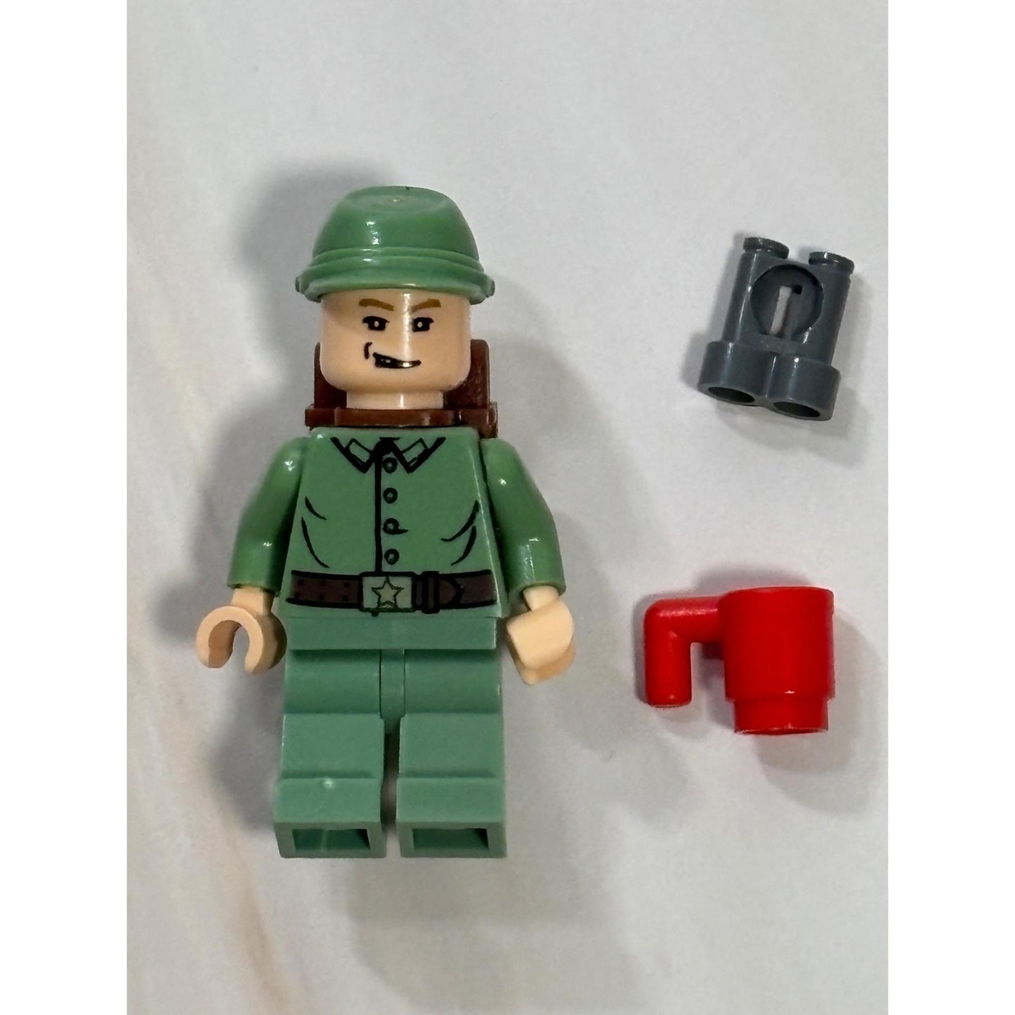 LEGO Indiana Jones Russian Guard 3 Minifigure - iaj021 - Set 7625
