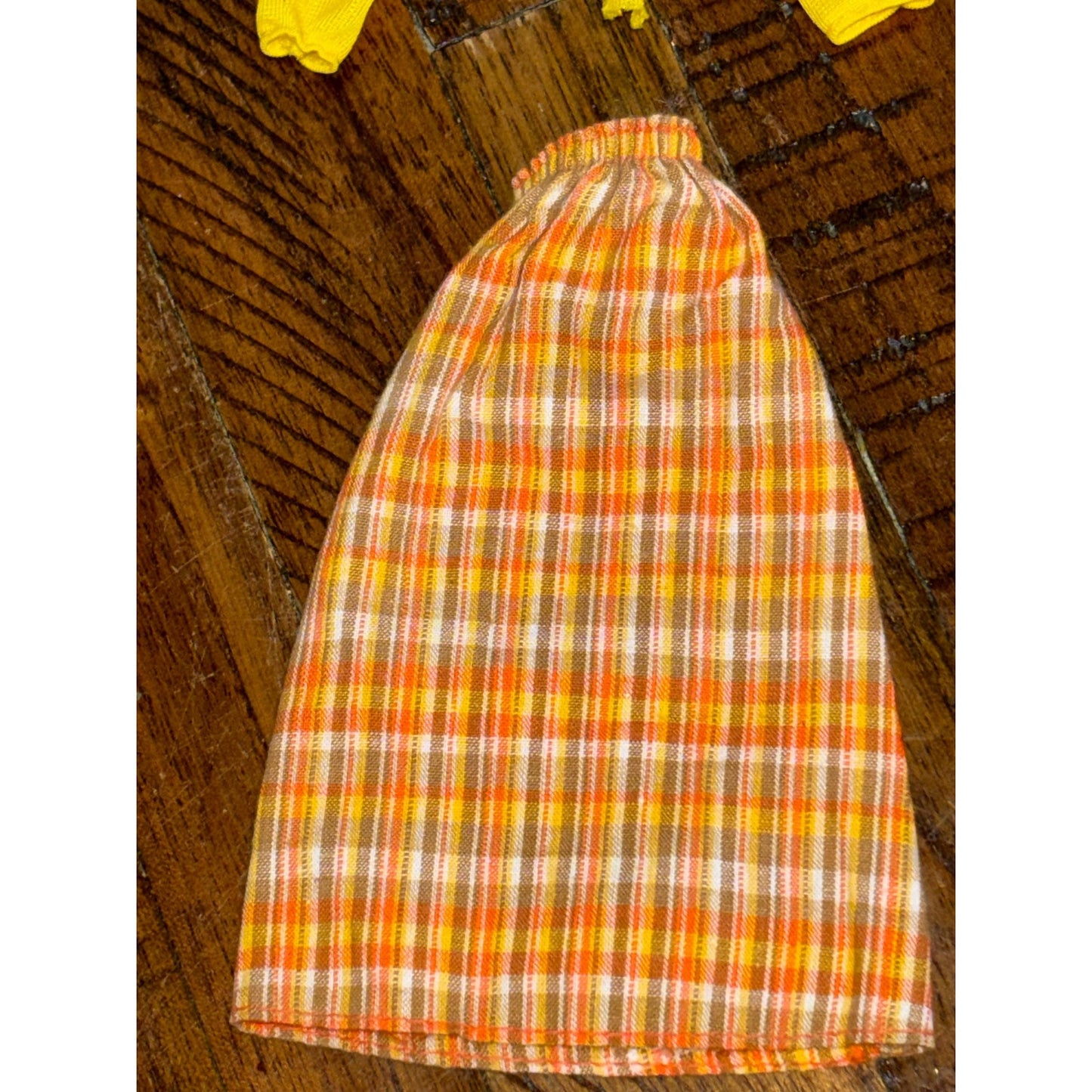 Vintage Barbie: 1975 GROWING UP SKIPPER Outfit #9024 Skipper Fashion Arithmetic