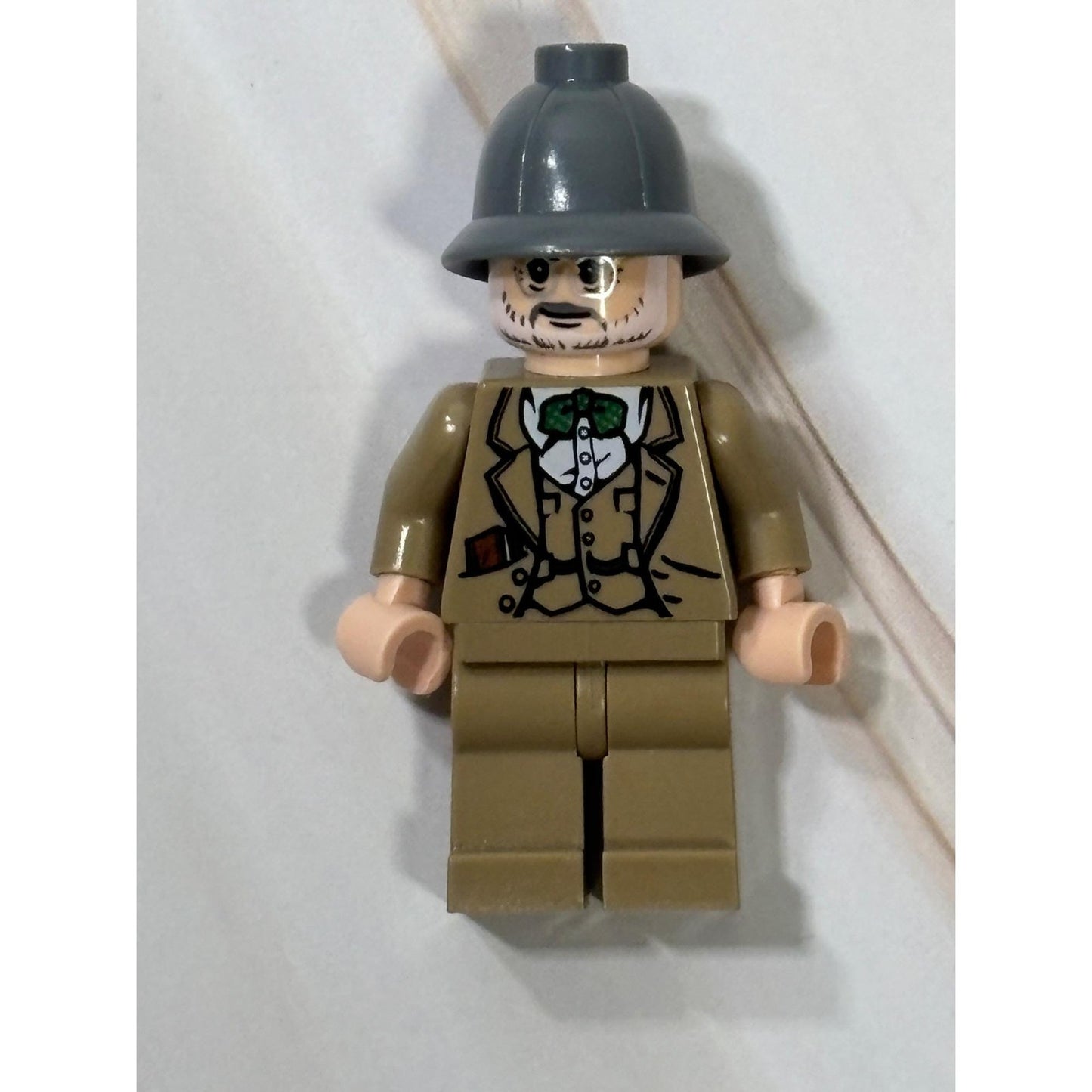 LEGO Minifigure Professor Henry Jones Sr from Indiana Jones iaj002 7198 7620