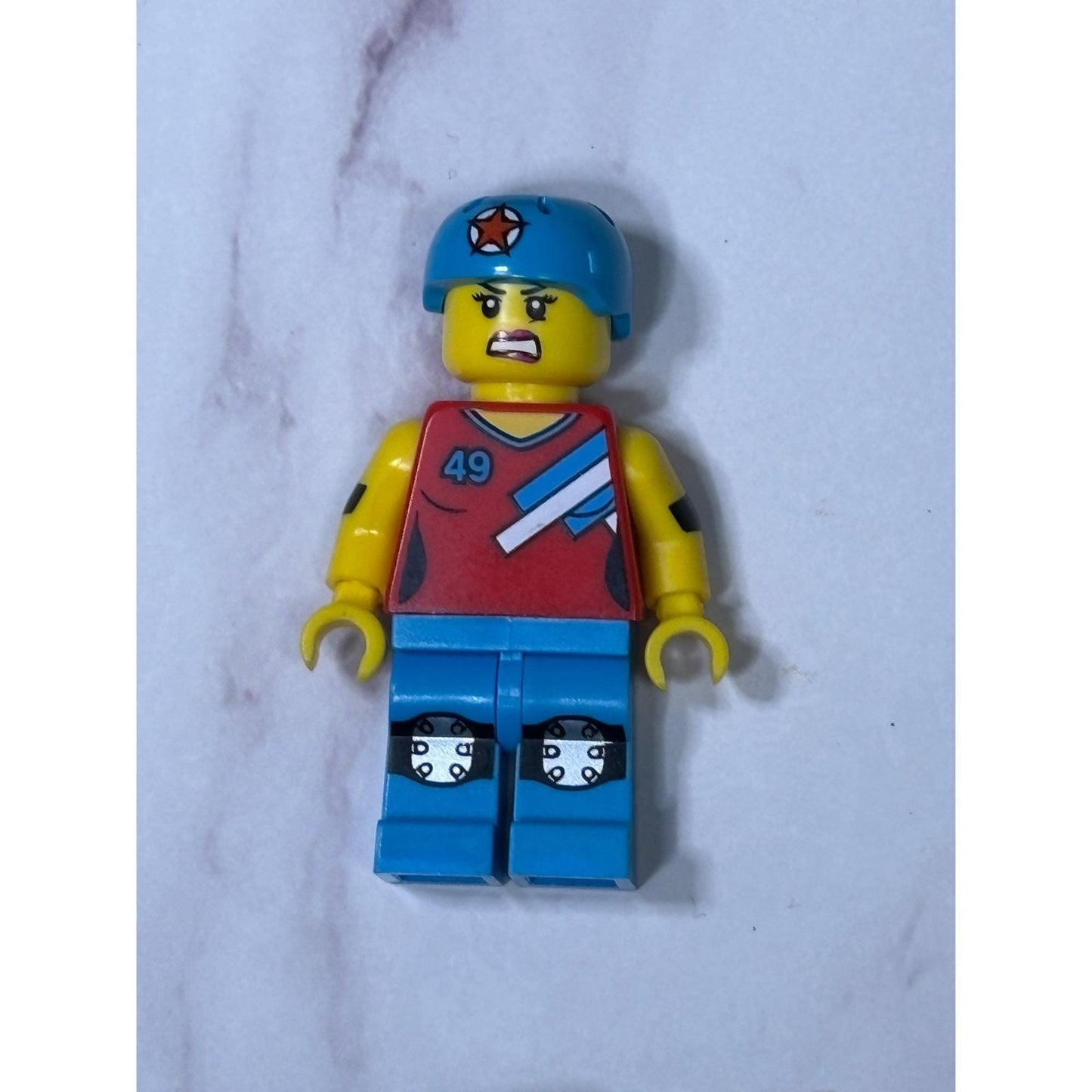 LEGO Collectible Minifigures Series 9 71000 Roller Derby Girl COL136 col09-8