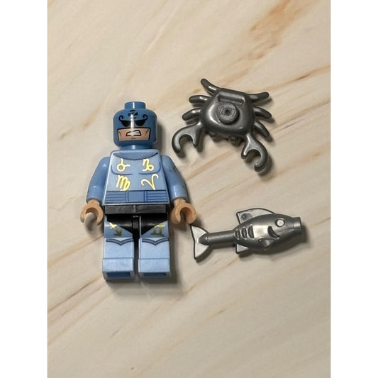 Lego Zodiac Master Minifigure w Base 71017 coltlbm-15 (2017) coltlbm15