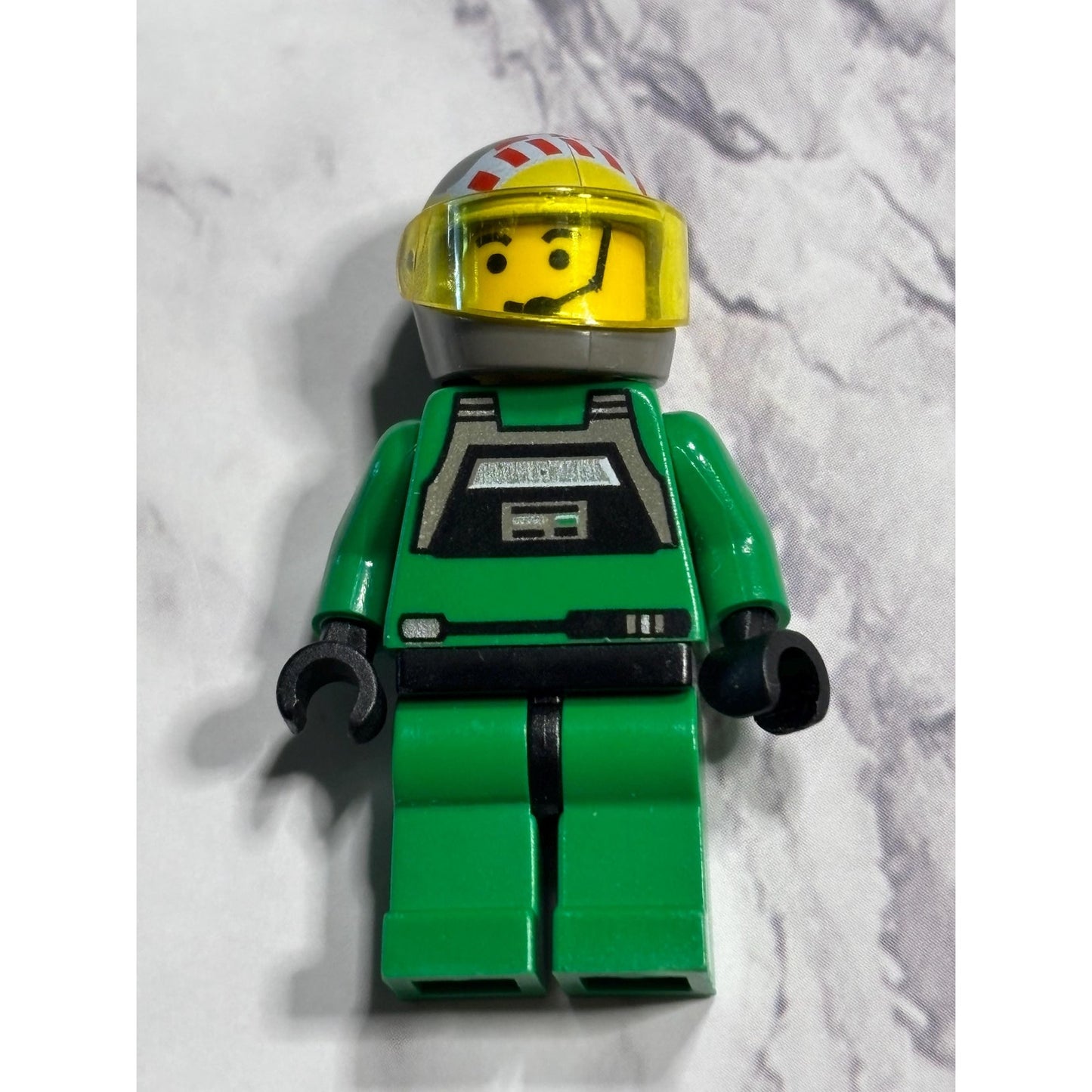 Lego Star Wars Minifigure Rebel A-Wing Pilot Set 7134 sw0031