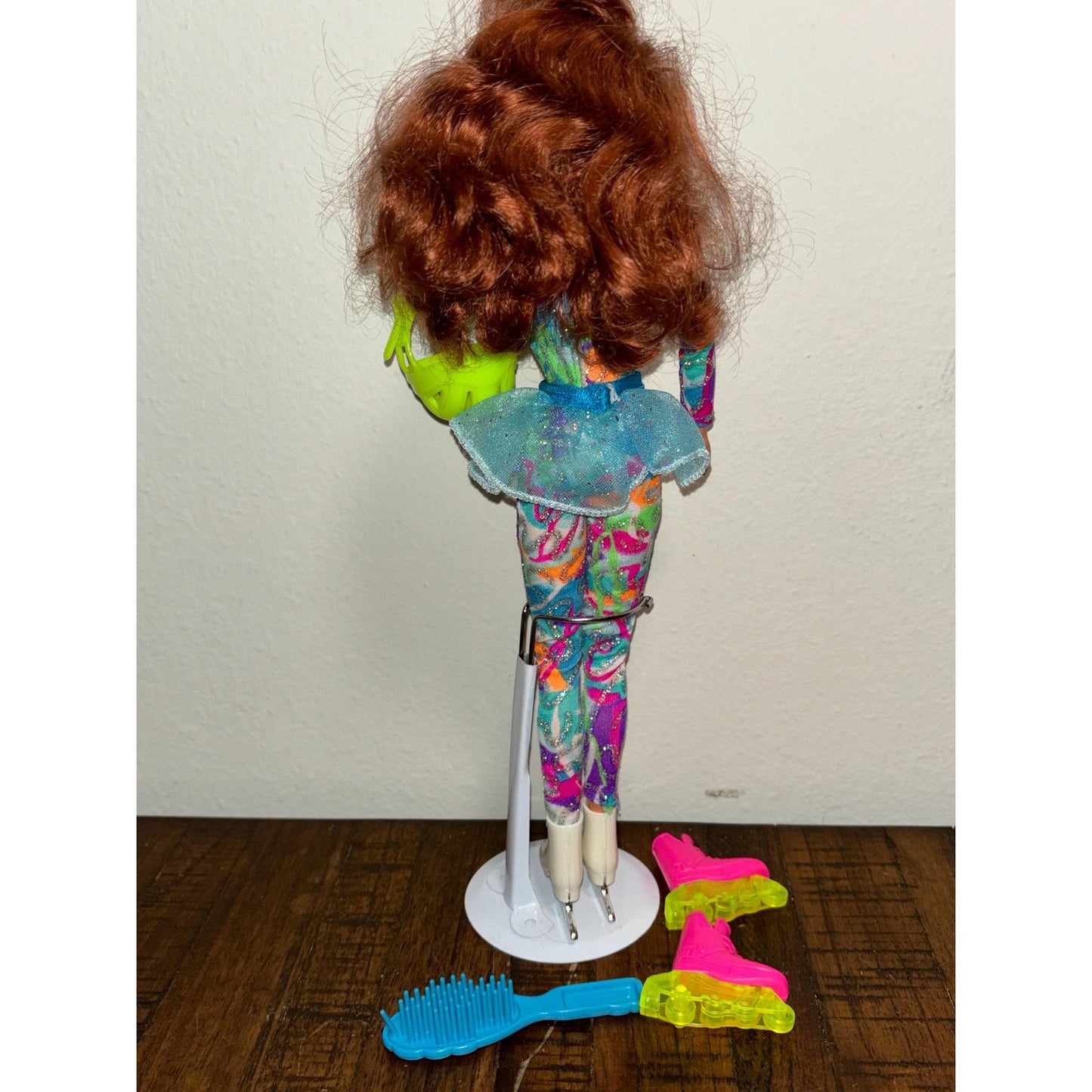 Complete Hot Skatin' Midge Barbie In-Line Skating 1994 Mattel #13393 Doll