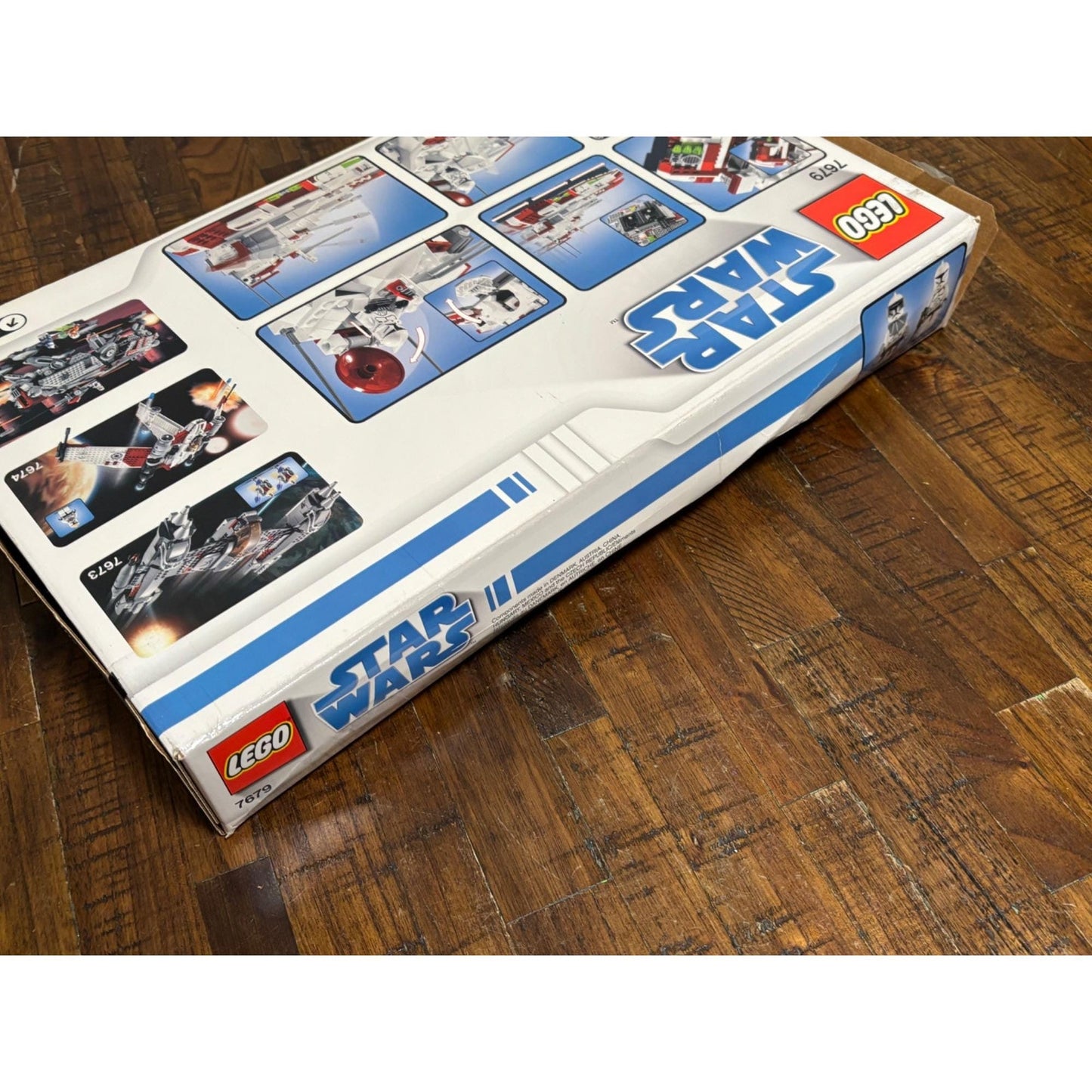 LEGO Star Wars 7679 The Clone Wars Republic Fighter Tank Retired 2008