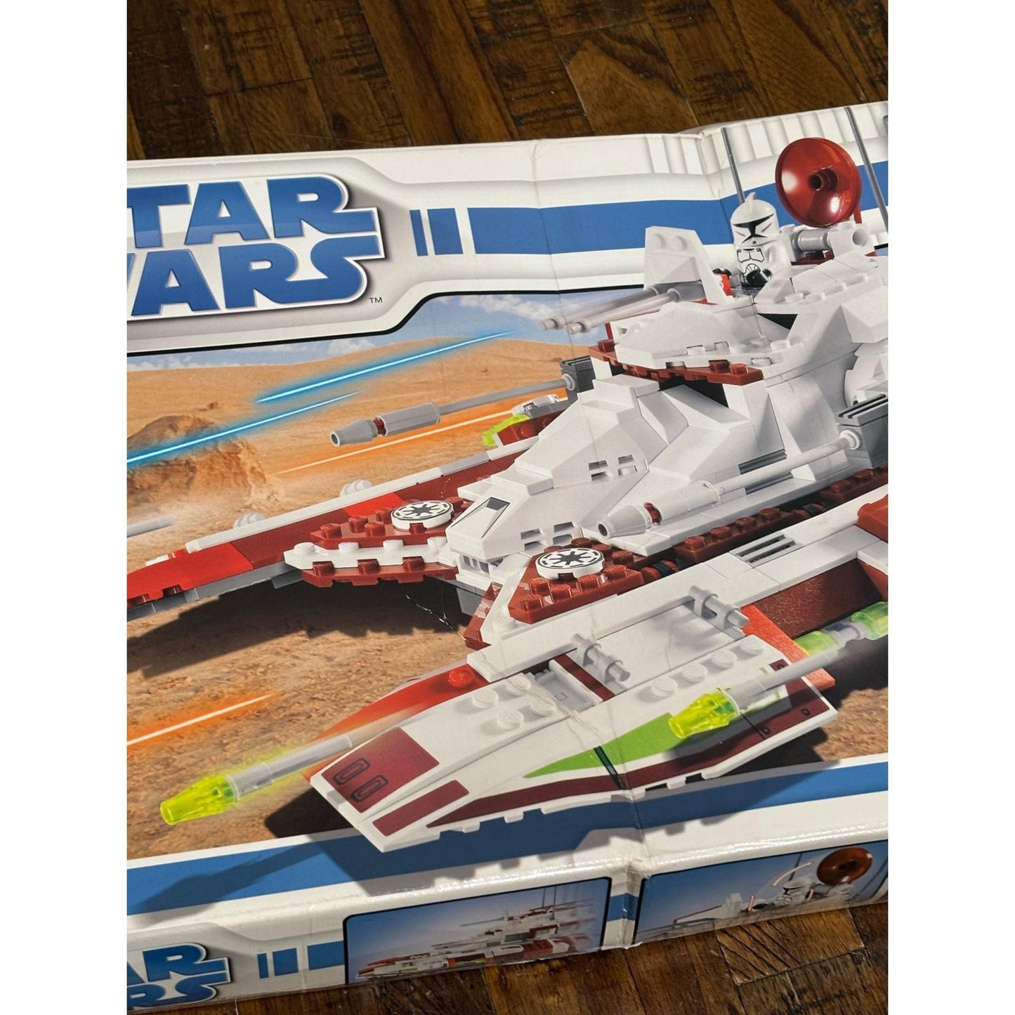 LEGO Star Wars 7679 The Clone Wars Republic Fighter Tank Retired 2008