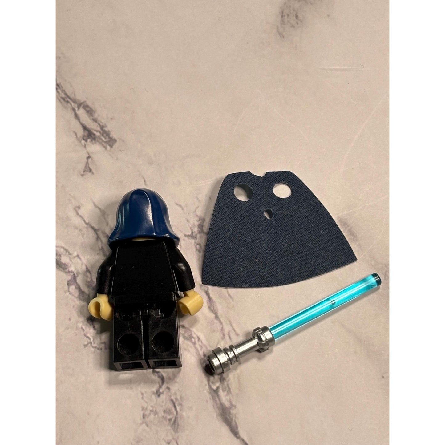 LEGO Star Wars Barriss Offee Dark Blue Cape & Hood SW0379 Minifigure