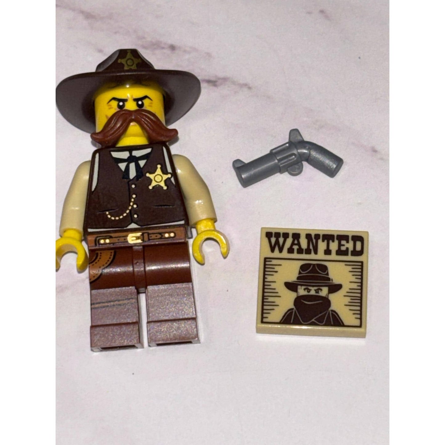 LEGO Sheriff Minifigure Series 13 CMF Set 71008 col196 Minifigure 2015 col13-2