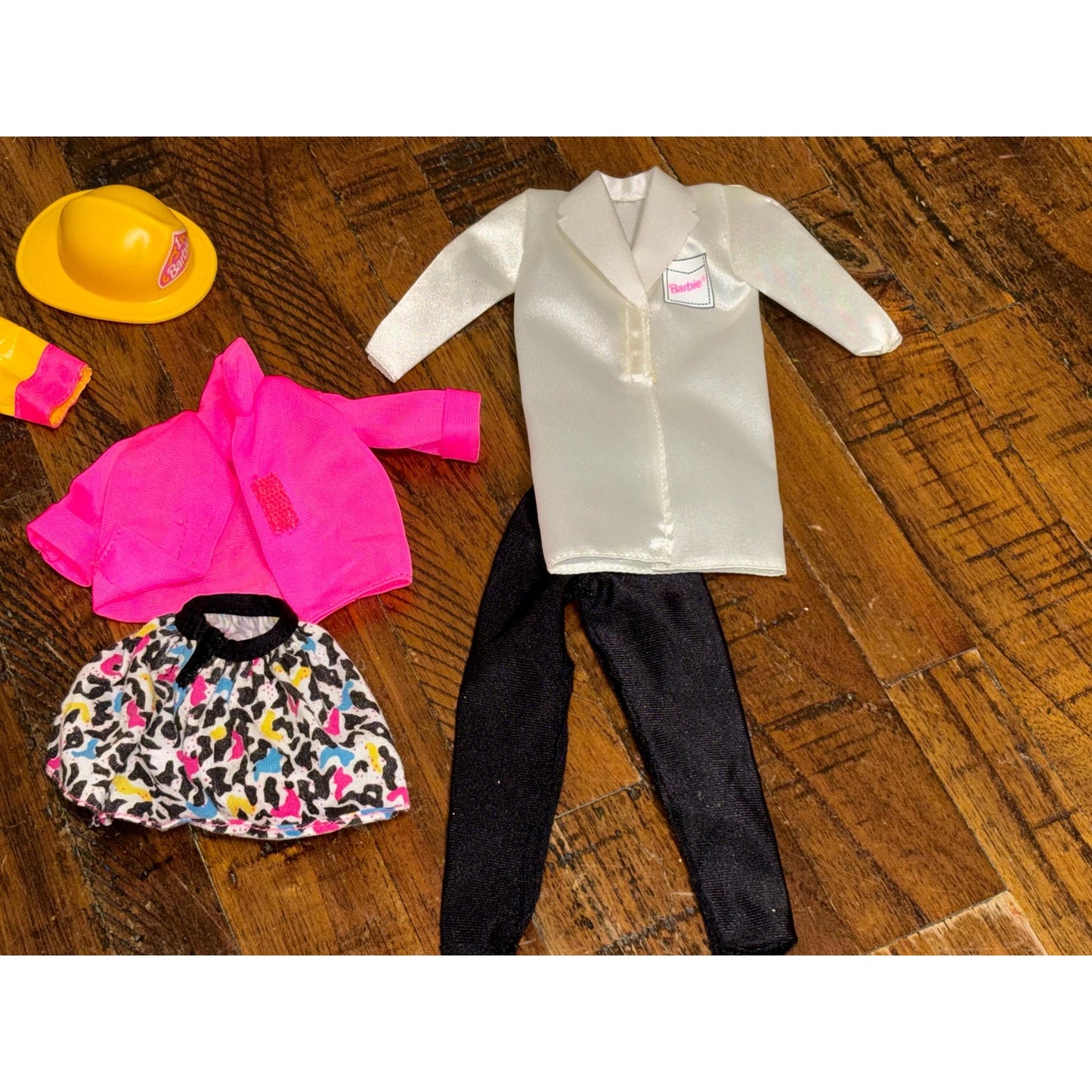 Caring Careers Barbie Fashion Gift Set 1993 Mattel 10773