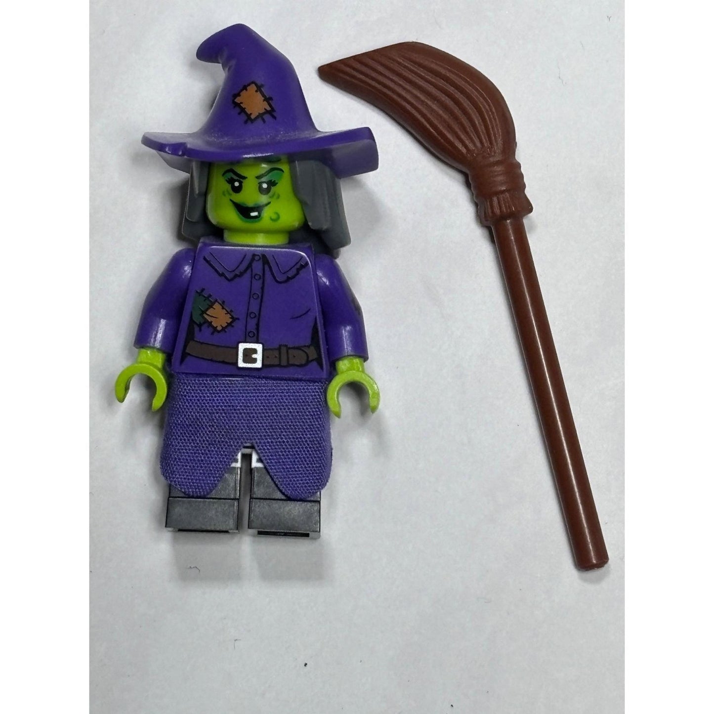 LEGO Collectible Series 14: Wacky Witch - Figure - Set 71010 col214 col14-4