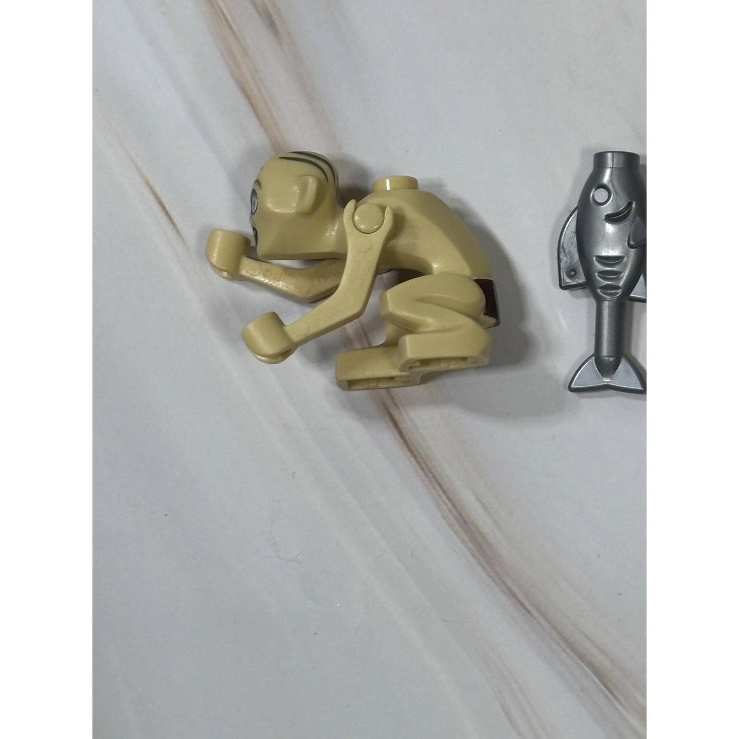 Lego Minifigure Lord of the Rings Gollum Wide Eyes lor005 9470 Shelob Attacks