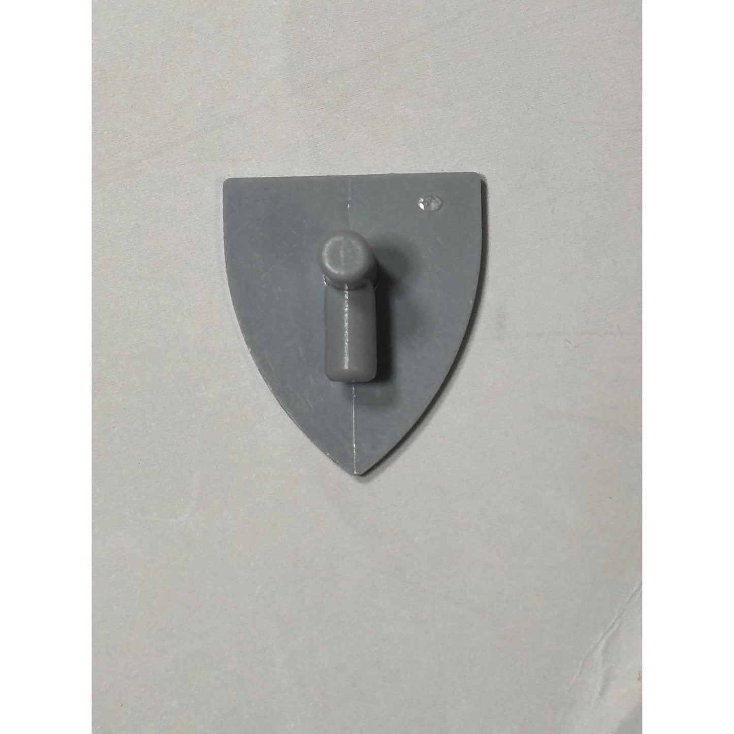 LEGO Triangular Shield Gold Lion Part 3846pb027 for sets 7188 7946 7950 7949