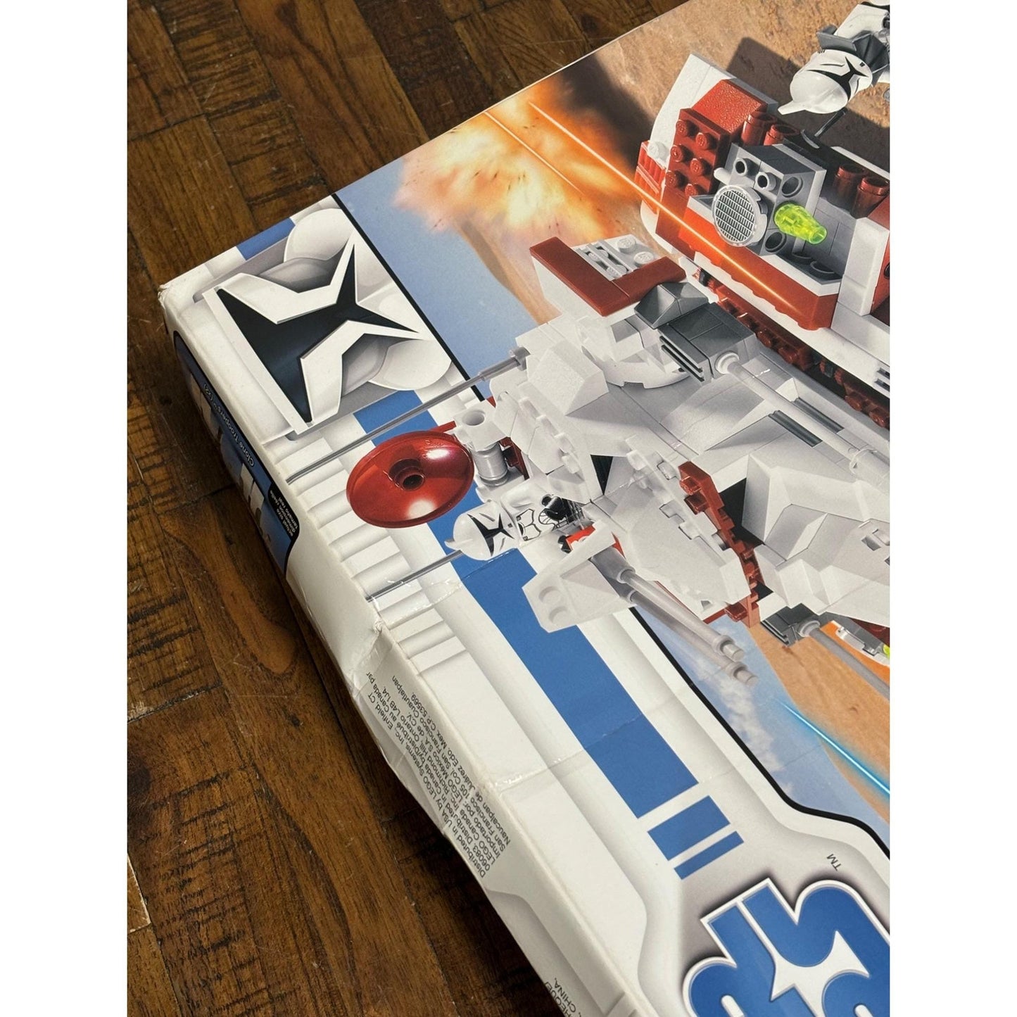 LEGO Star Wars 7679 The Clone Wars Republic Fighter Tank Retired 2008