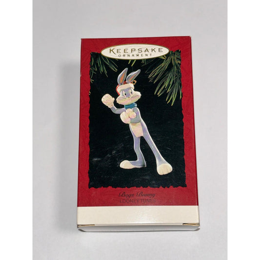 NEW Hallmark Ornament 1995 Bugs Bunny Looney Tunes Throwing Snowballs Christmas