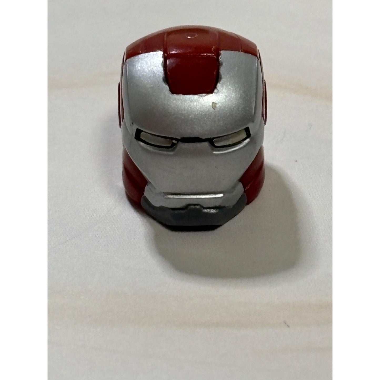 LEGO Marvel Super Hero War Machine minifigure SH0066 76006 helmet only red back