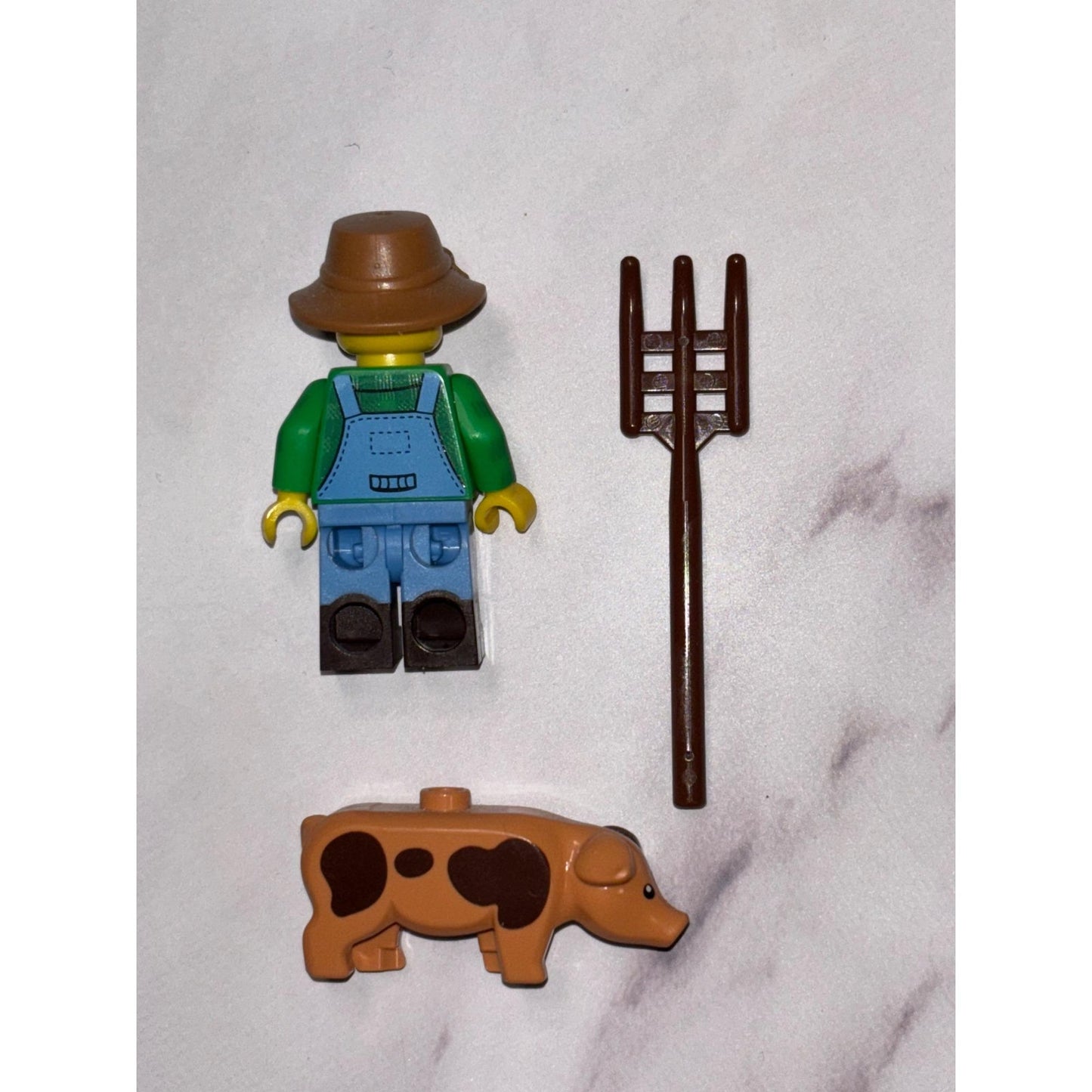 LEGO Minifigure Farmer col15-1 col228 CMF Series 15 with Pitchfork Pig 71011