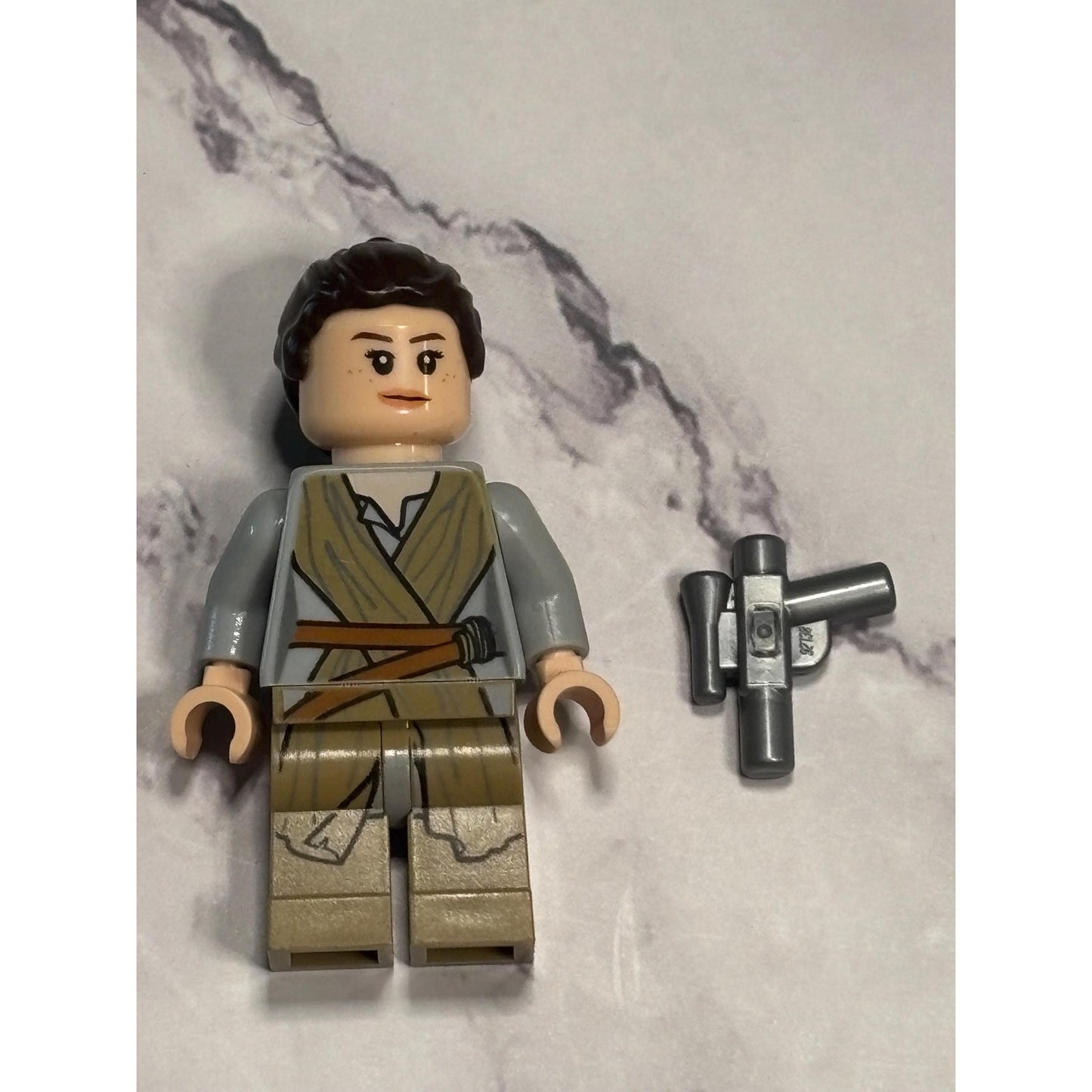 Lego Star Wars Rey Minifigure sw0677 75236 75148 75178 75105 75192 7509