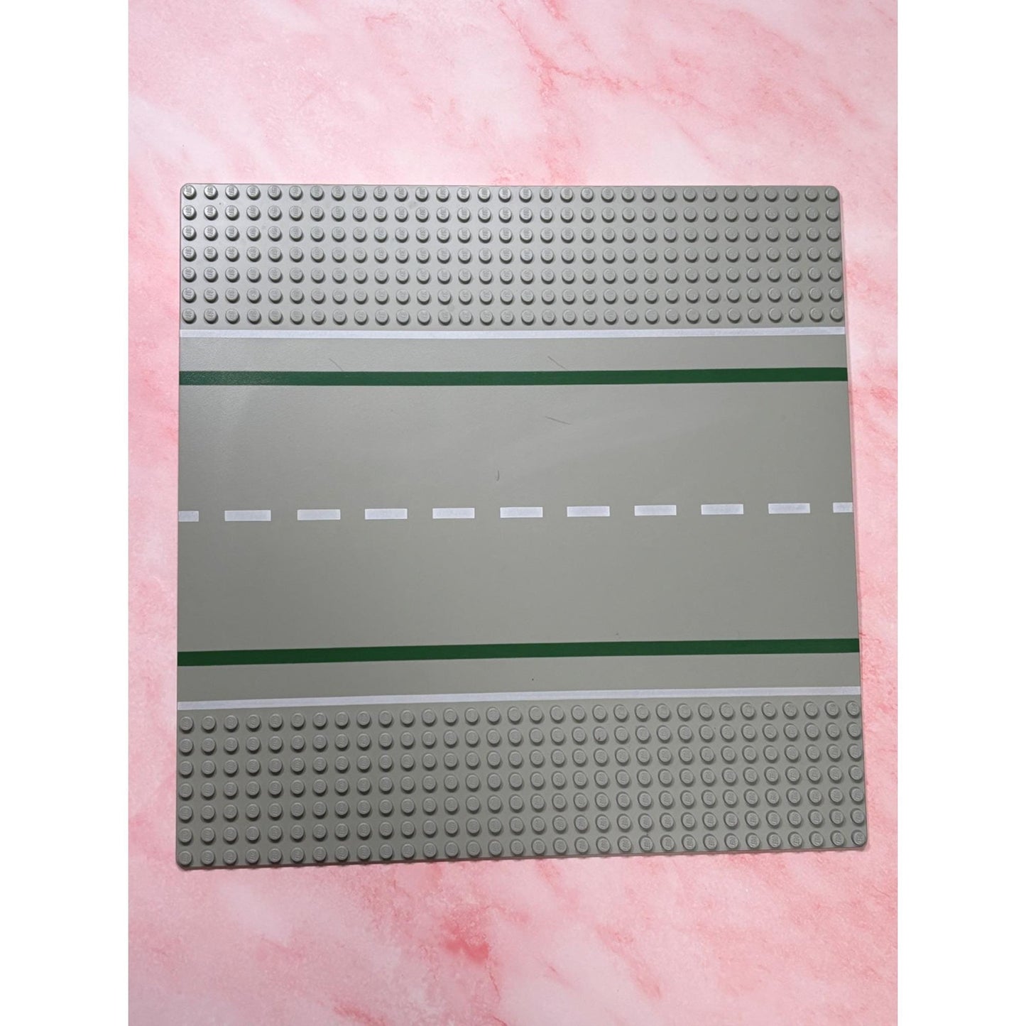 Vintage LEGO Baseplate City Road 32 x 32 Straight 7 - Stud
