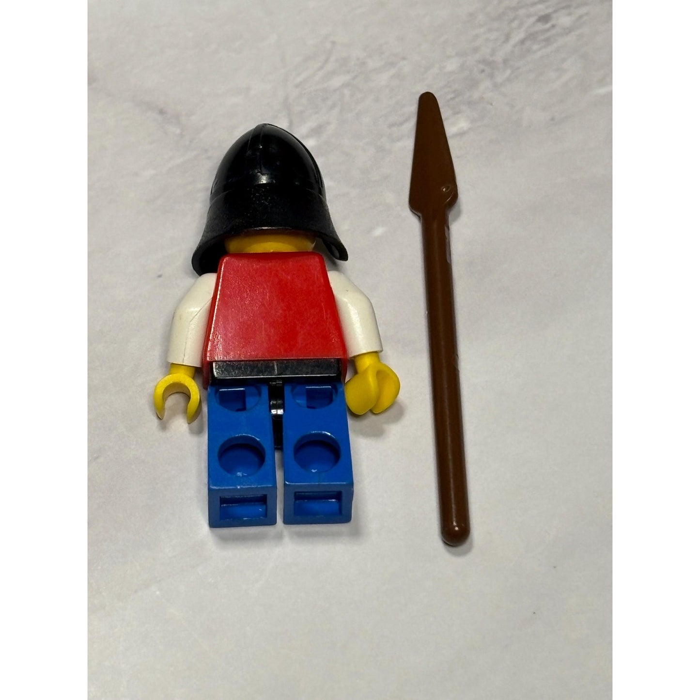 LEGO Royal Knights Knight 3 Minifigure Lion Crest cas064 6036