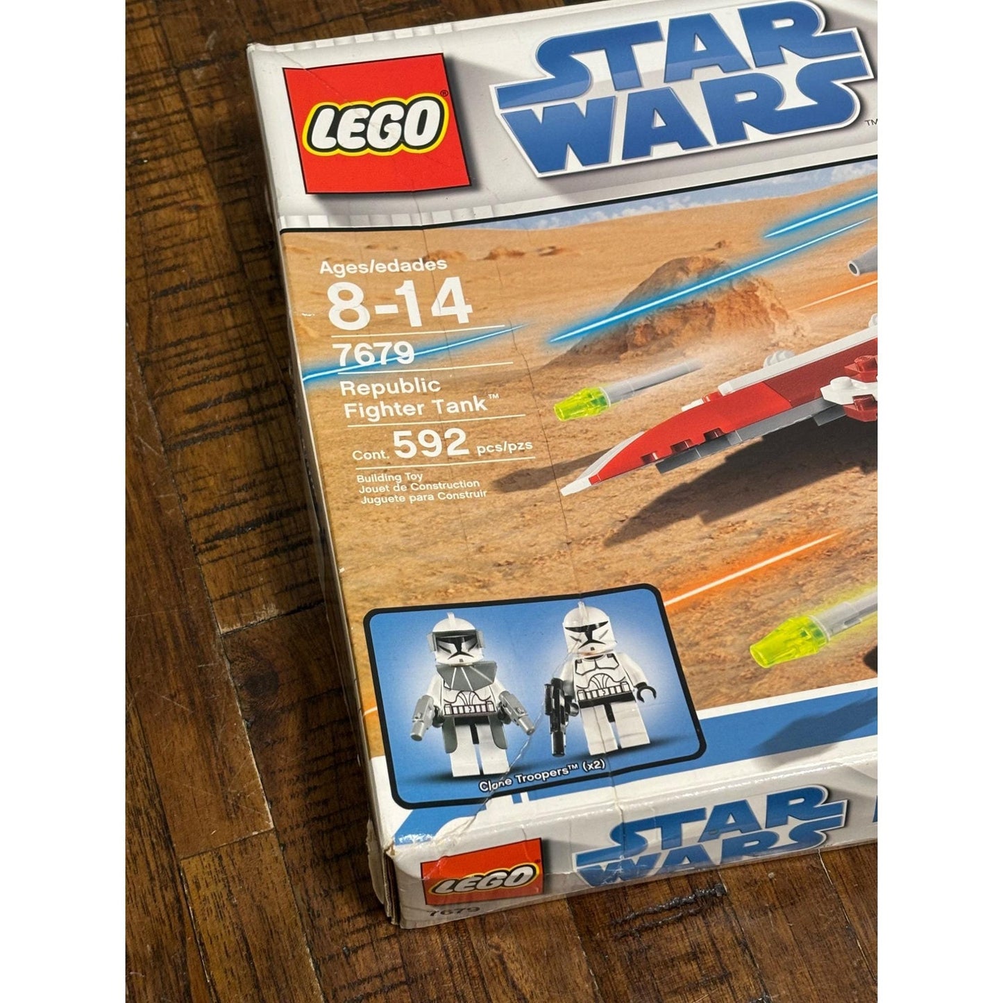 LEGO Star Wars 7679 The Clone Wars Republic Fighter Tank Retired 2008