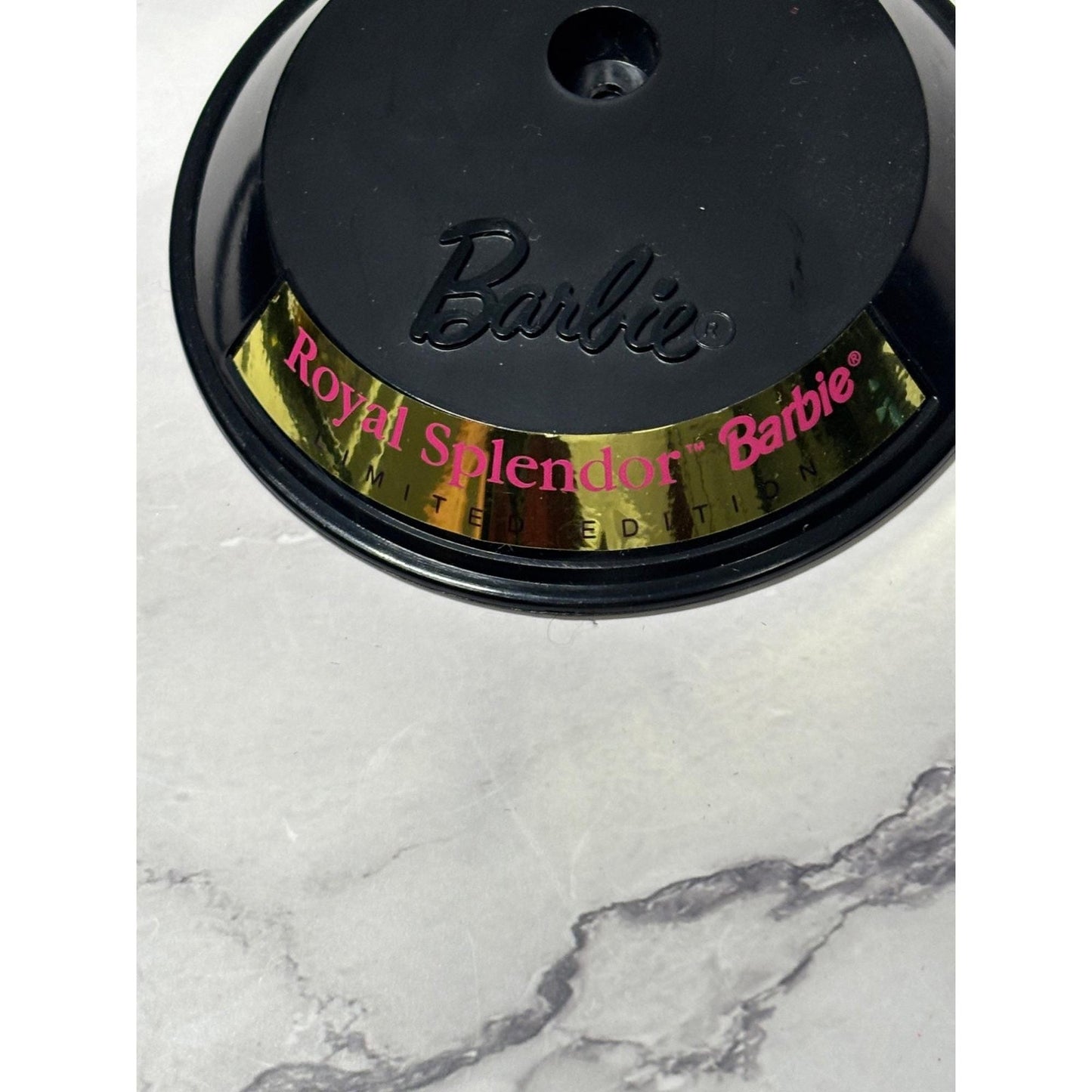 Royal Splendor Barbie Presidential Porcelain Collection #10950 1993 stand only