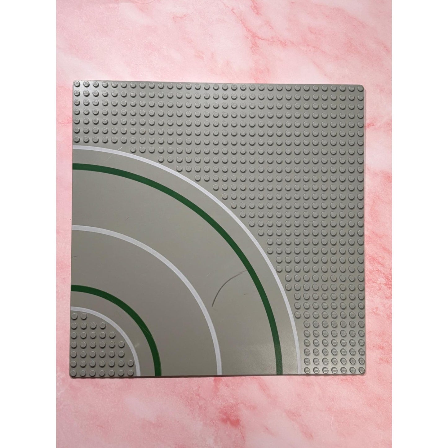 LEGO Baseplate, Road 32 x 32 7-Stud Curve with Road Pattern 2359p01