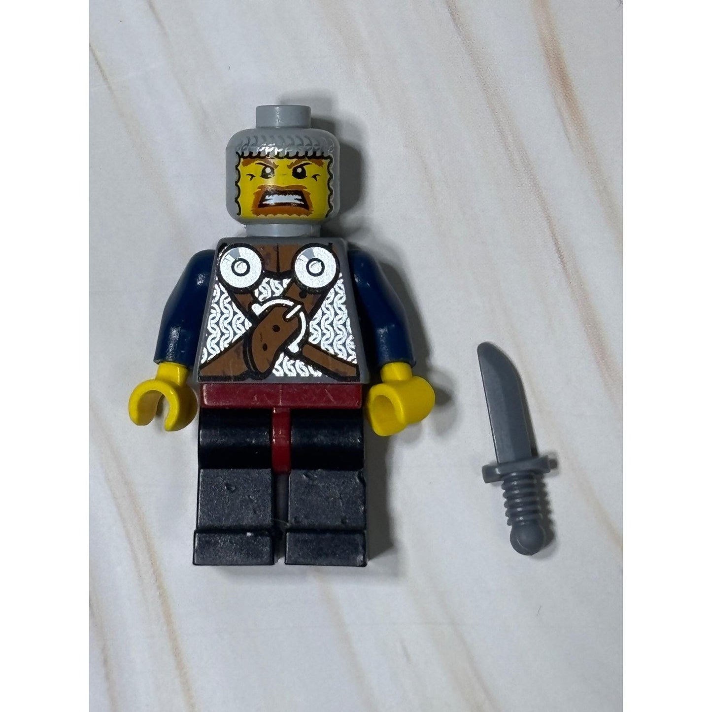 Lego vik019 Viking Warrior 1b - Minifigure- Vikings set 7020 Army of Vikings