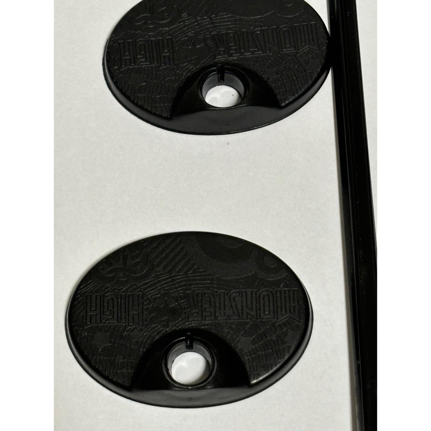 Monster High Official Black Doll Stand & Brush